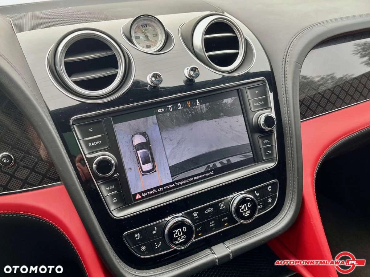 Bentley Bentayga - Zdjęcie 26