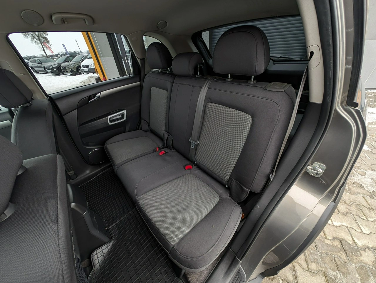 Opel Antara - Zdjęcie 21