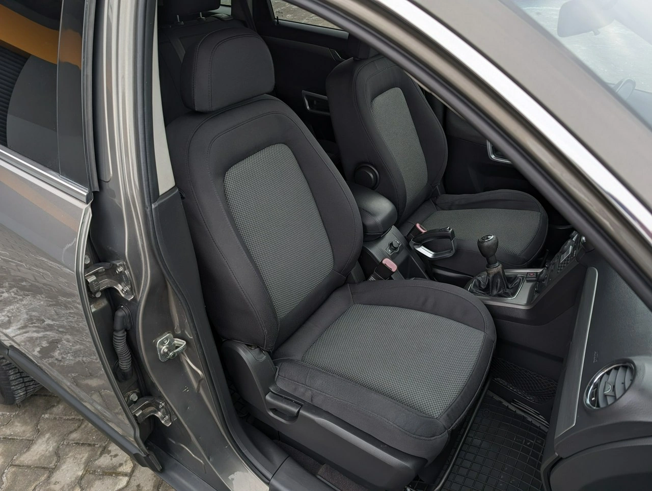 Opel Antara - Zdjęcie 22