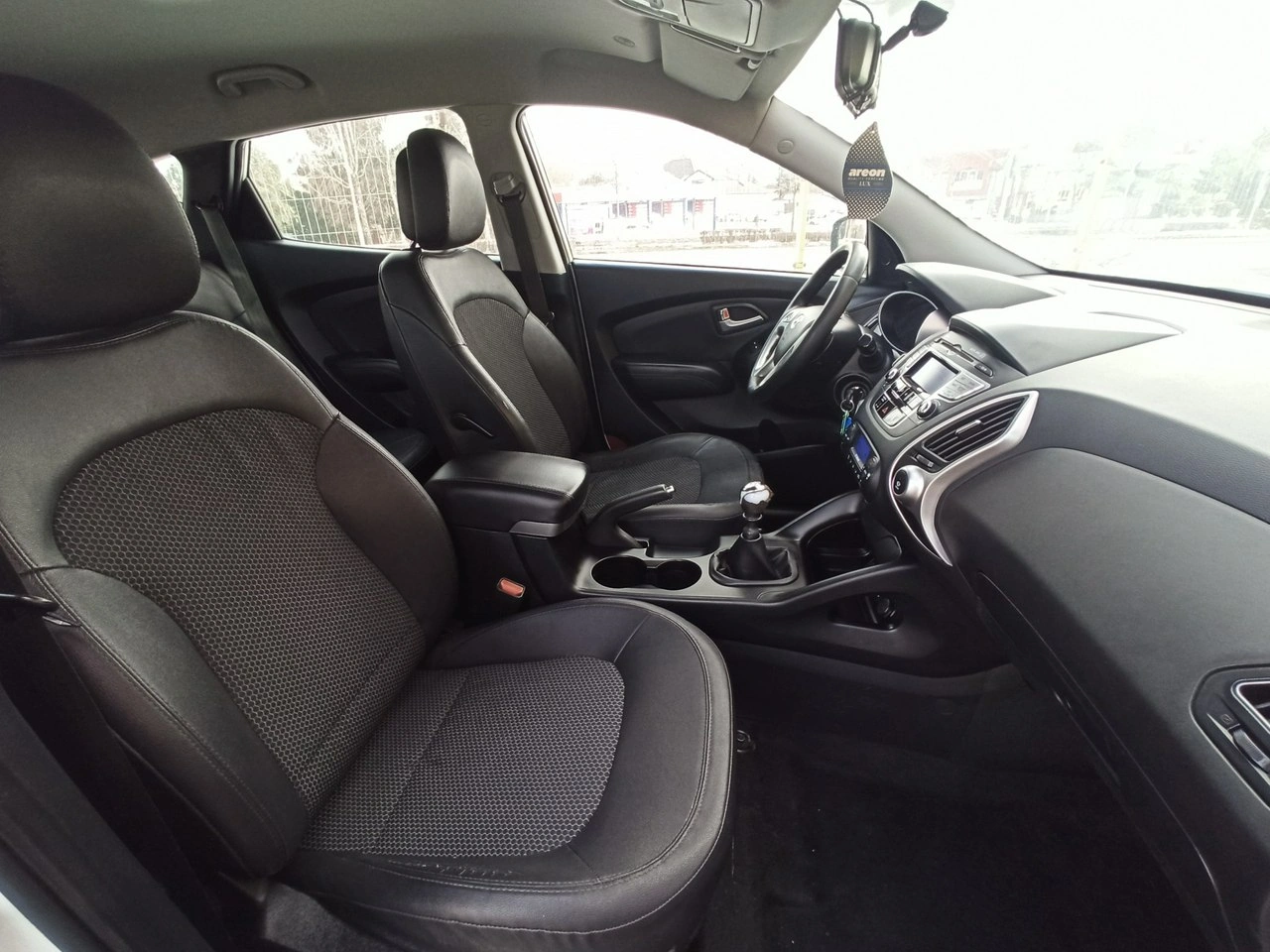 Hyundai ix35 - Zdjęcie 10