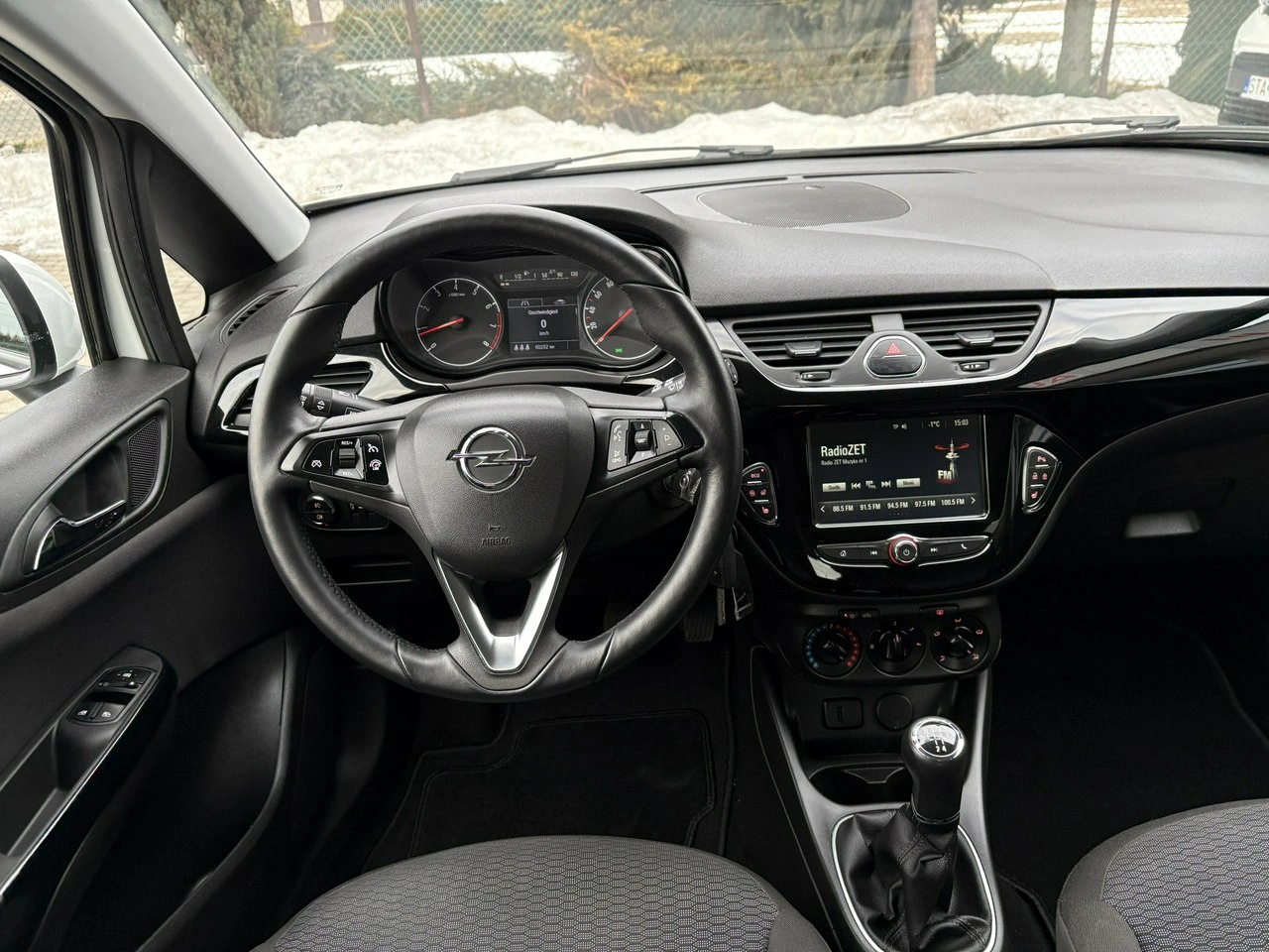 Opel Corsa - Zdjęcie 16