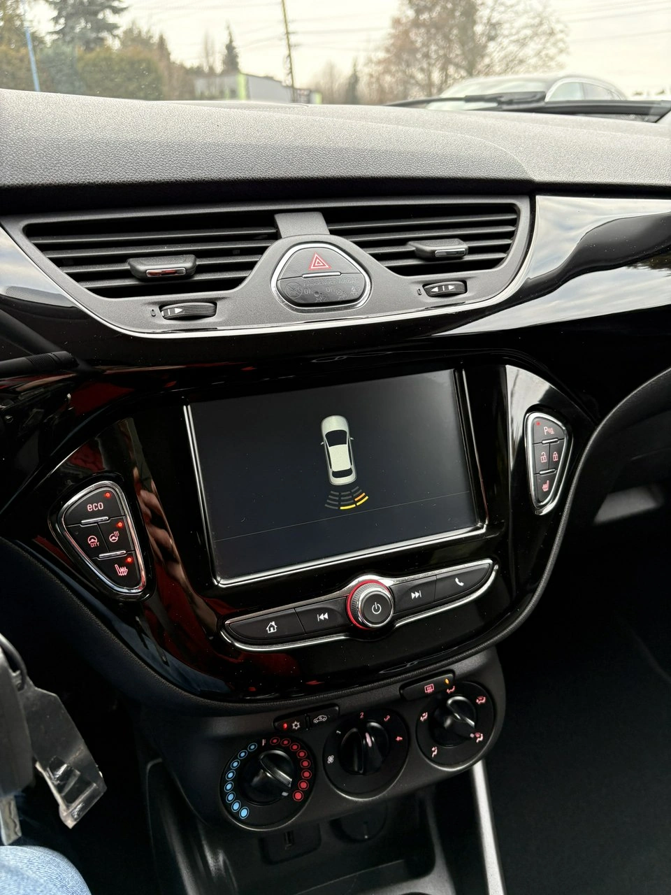 Opel Corsa - Zdjęcie 24