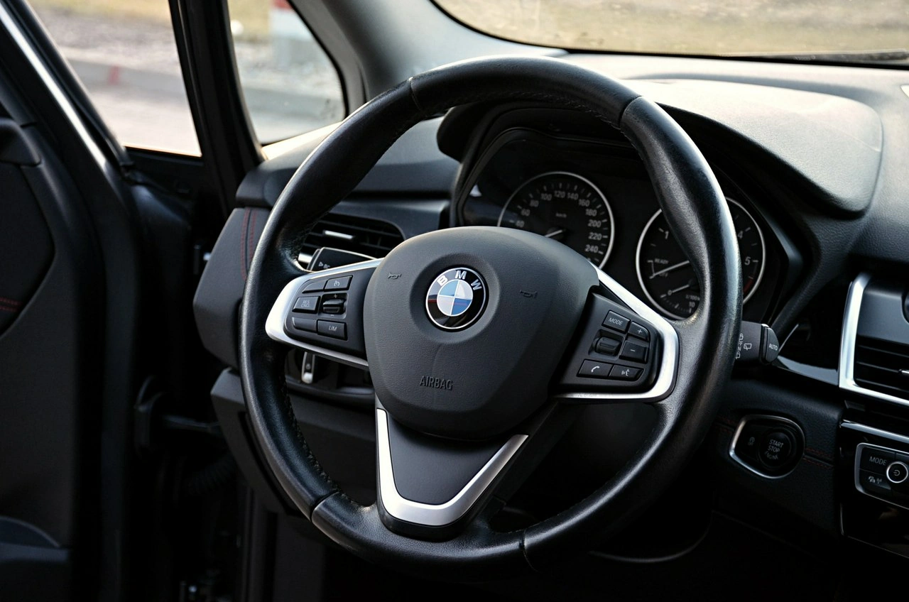 BMW 218 - Zdjęcie 15