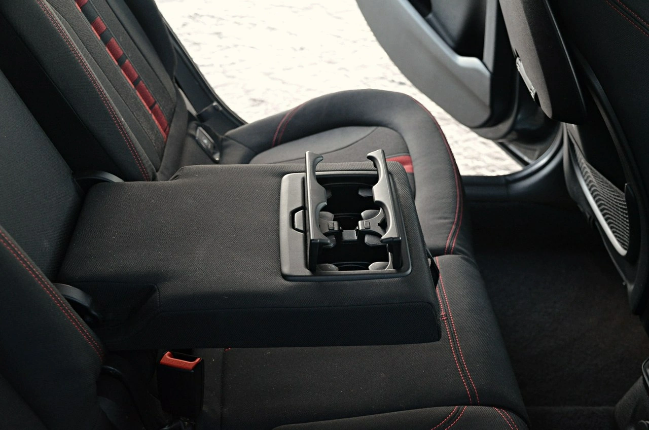 BMW 218 - Zdjęcie 24