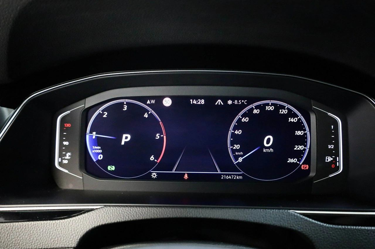 Volkswagen Passat - Zdjęcie 20