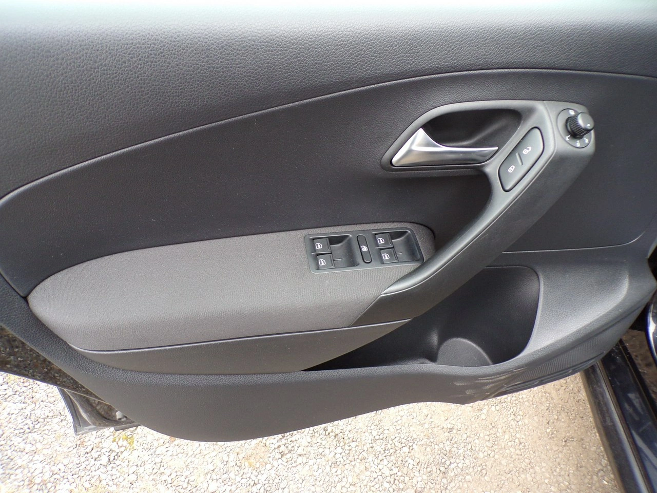 Volkswagen Polo - Zdjęcie 16