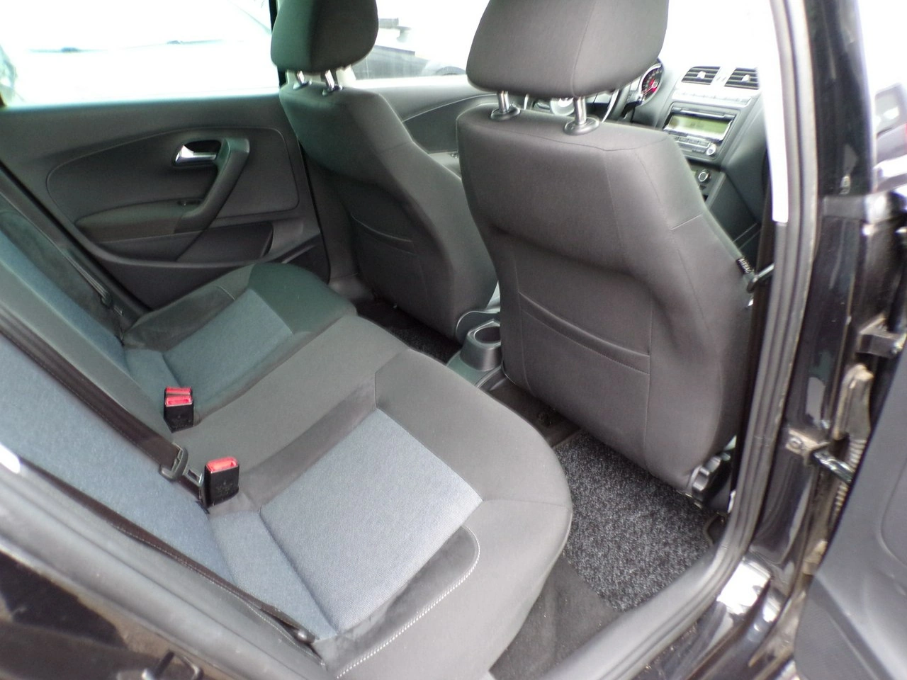 Volkswagen Polo - Zdjęcie 23