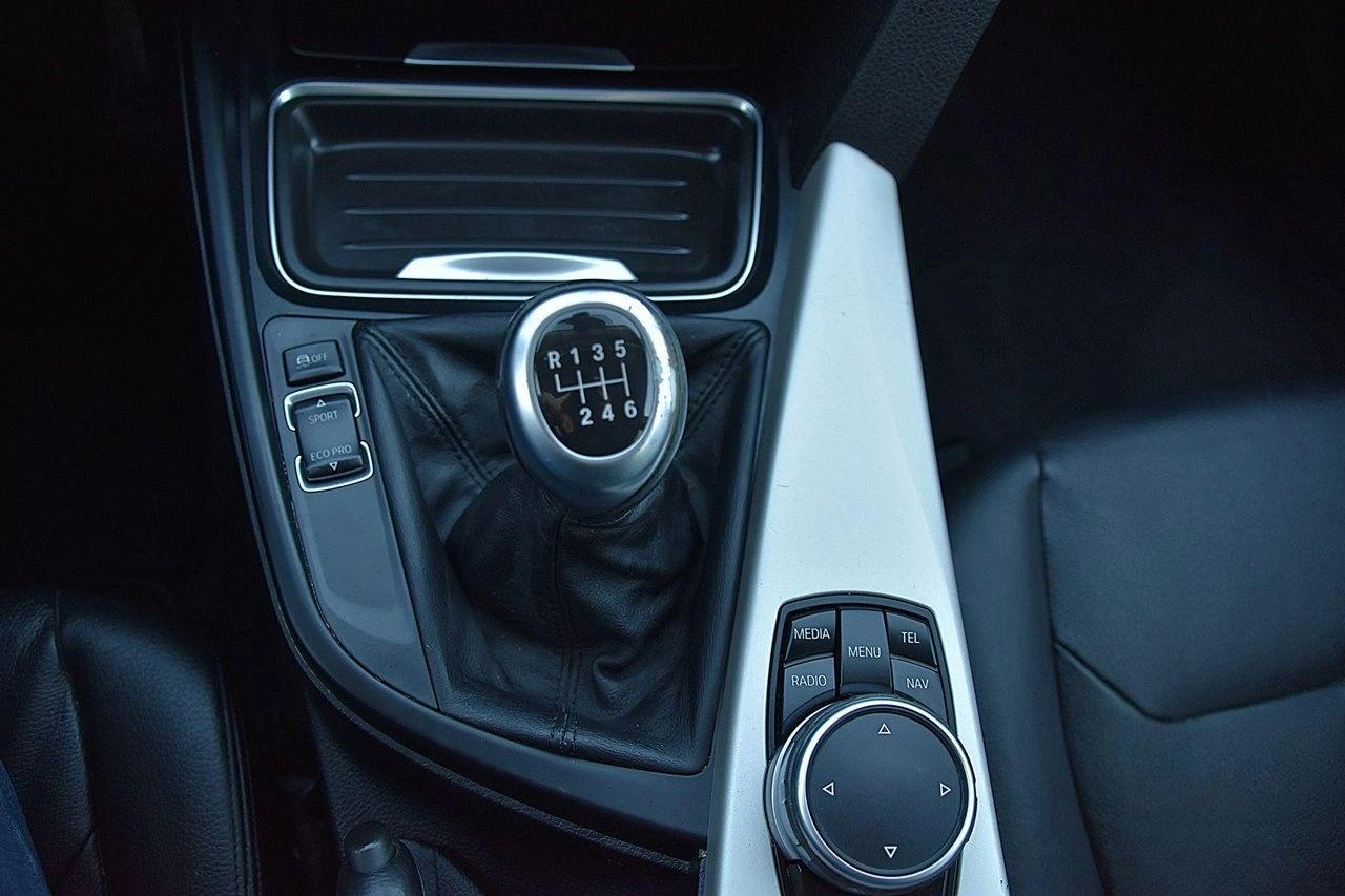 BMW 320 - Zdjęcie 23