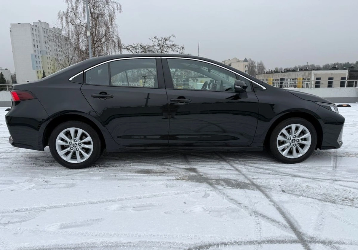 Toyota Corolla - Zdjęcie 9