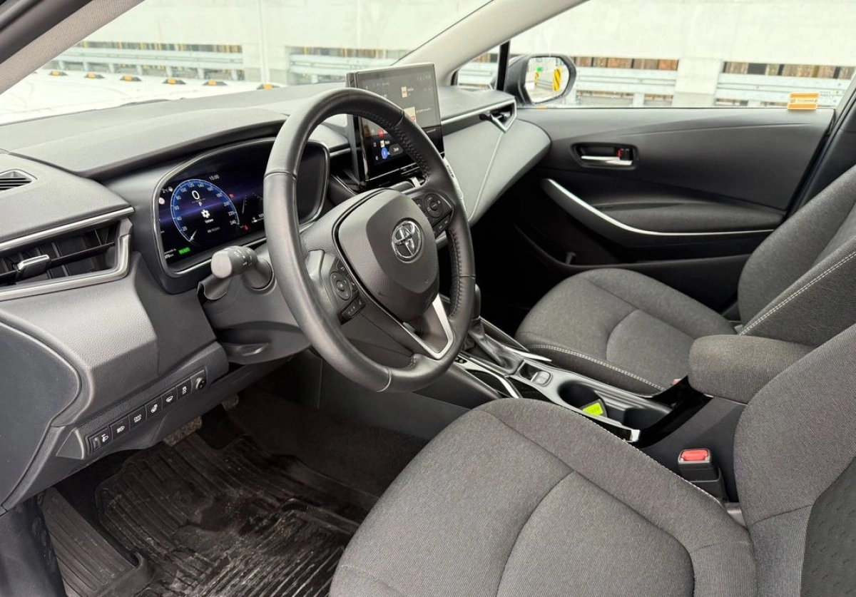 Toyota Corolla - Zdjęcie 16