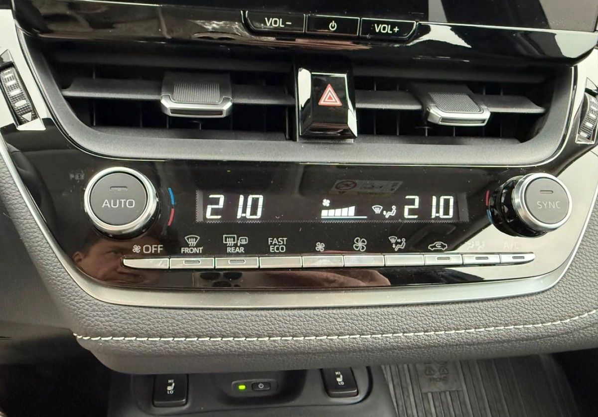 Toyota Corolla - Zdjęcie 20