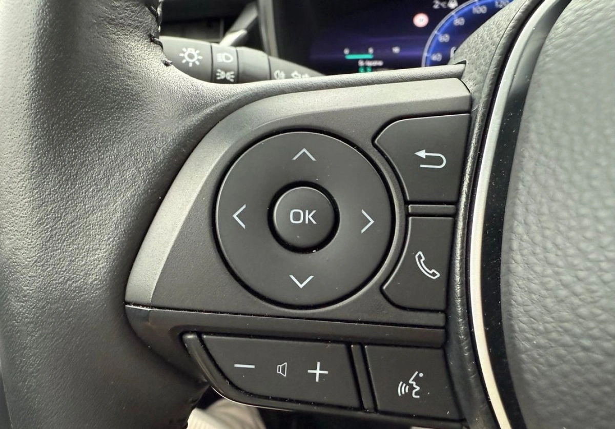 Toyota Corolla - Zdjęcie 24