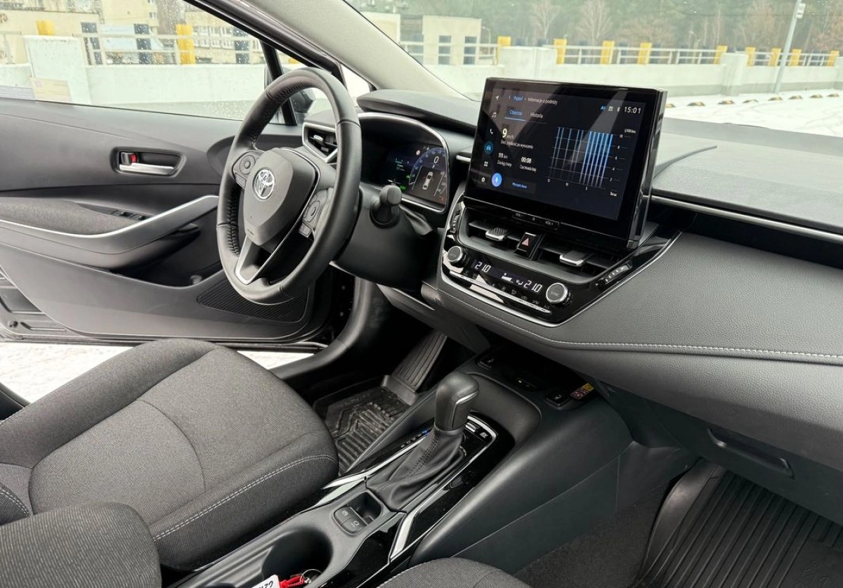 Toyota Corolla - Zdjęcie 29