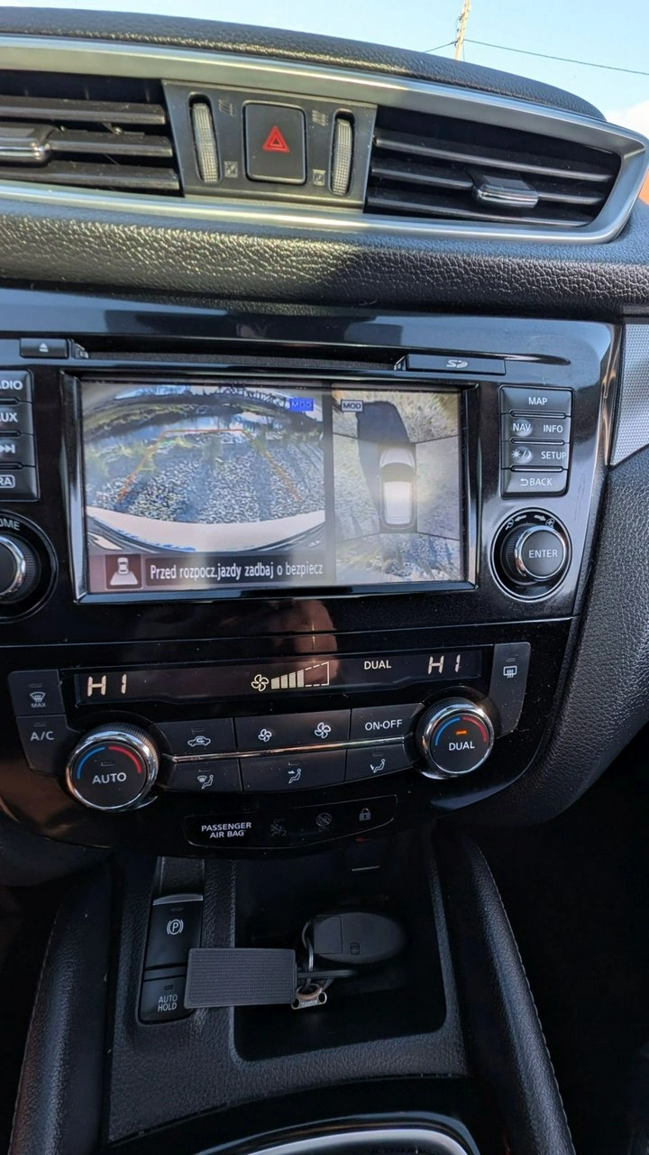 Nissan Qashqai - Zdjęcie 14