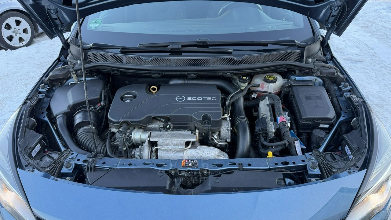 Opel Astra - Zdjęcie 11