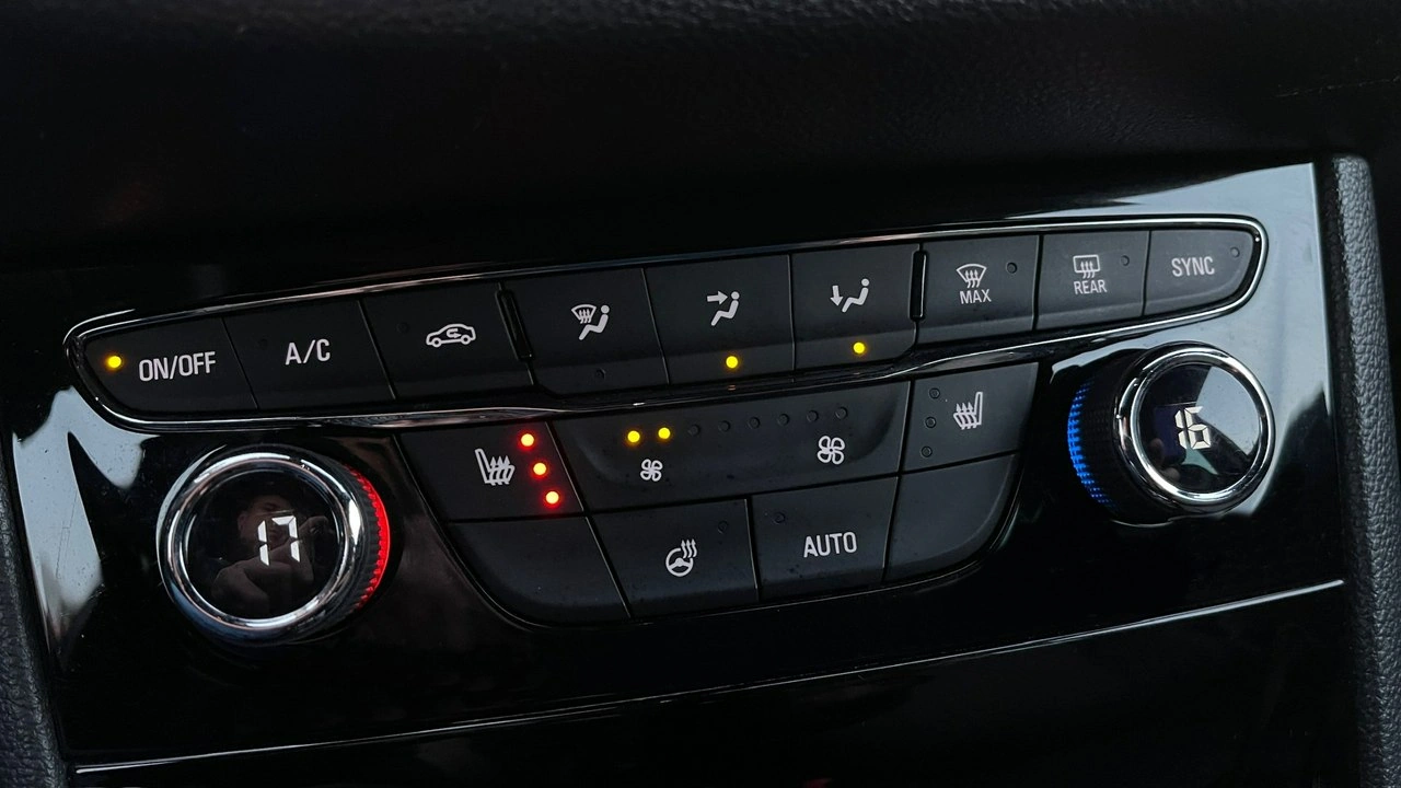 Opel Astra - Zdjęcie 22