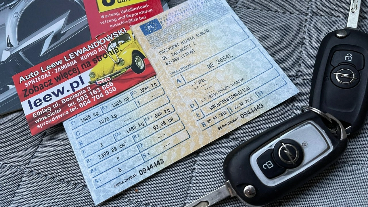 Opel Astra - Zdjęcie 24