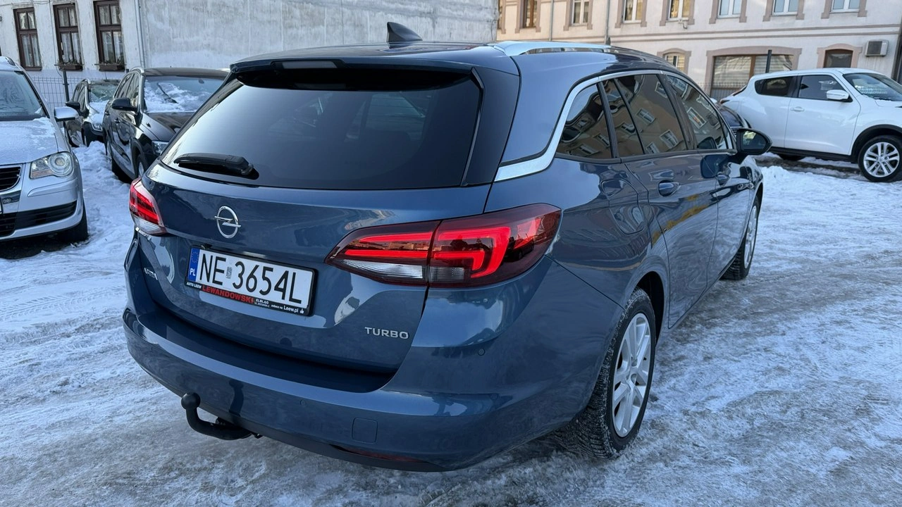Opel Astra - Zdjęcie 4