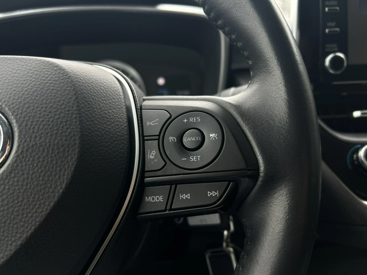 Toyota Corolla - Zdjęcie 18