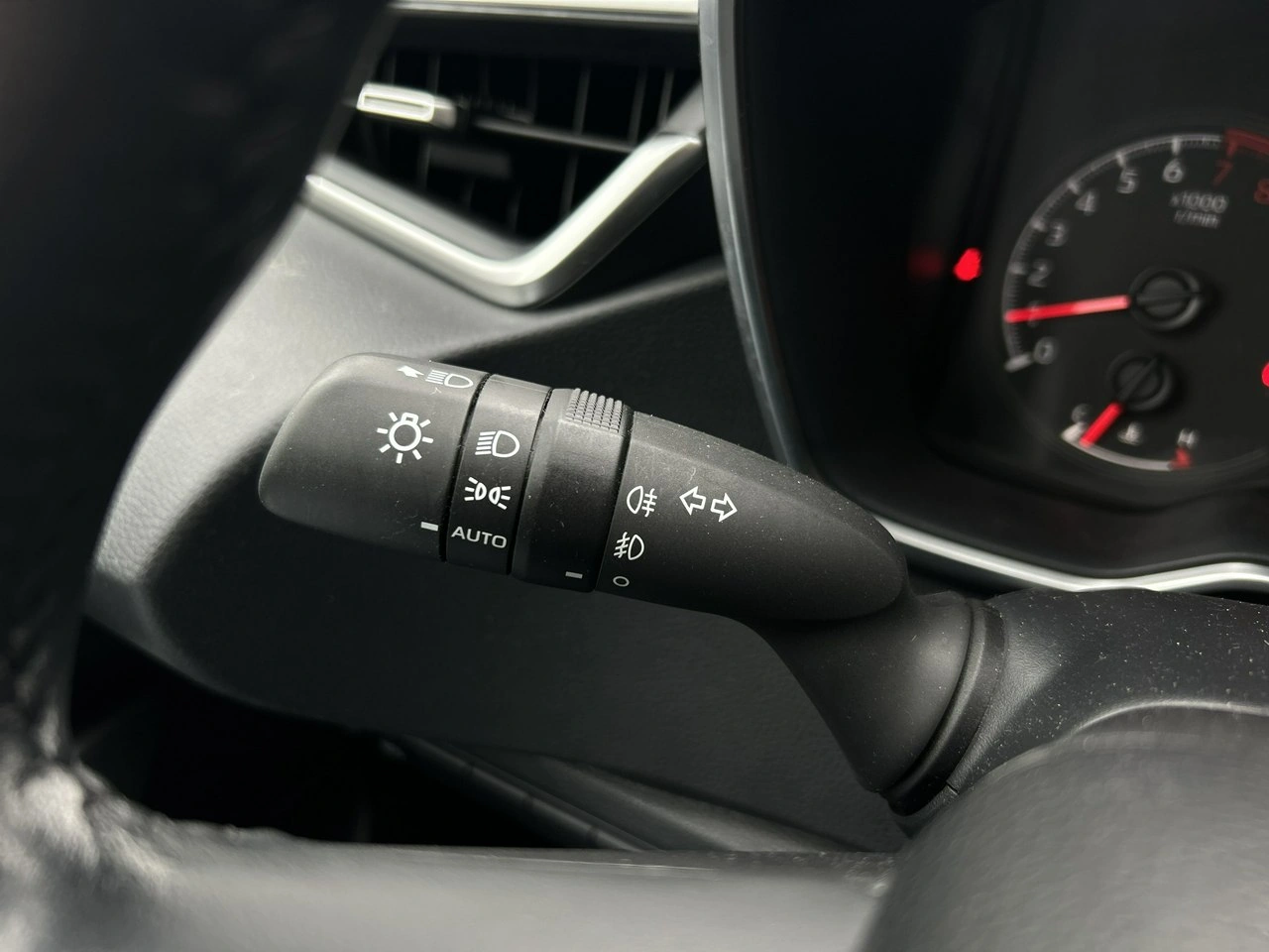 Toyota Corolla - Zdjęcie 21