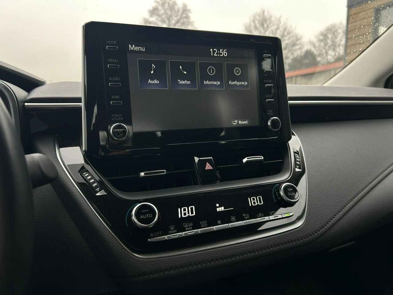 Toyota Corolla - Zdjęcie 23