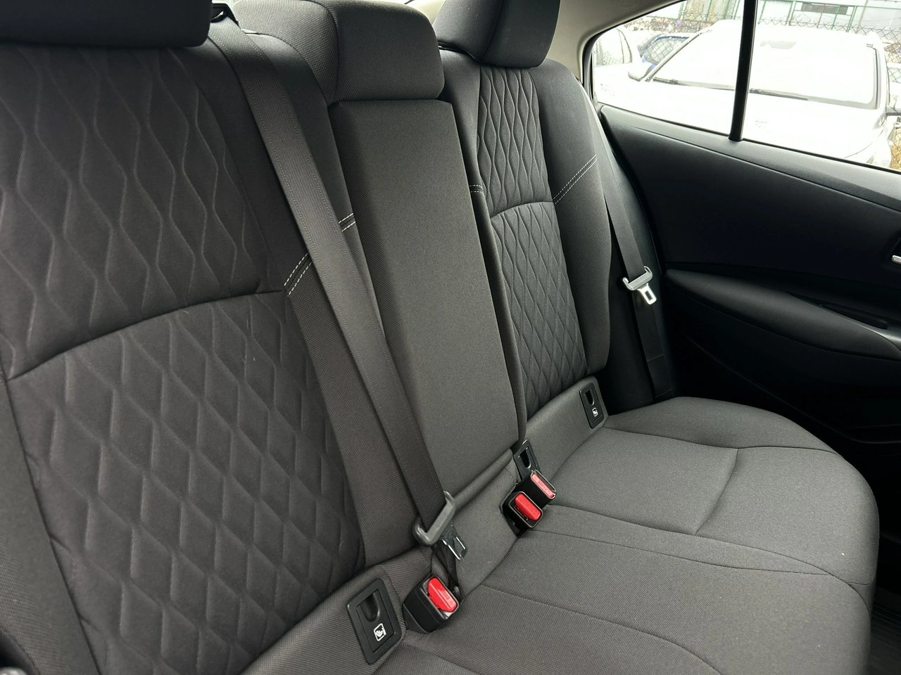 Toyota Corolla - Zdjęcie 33