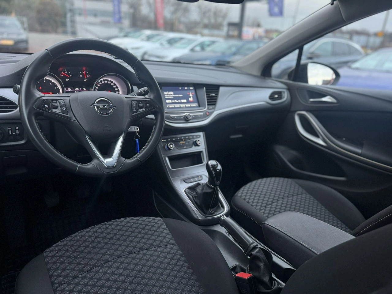 Opel Astra - Zdjęcie 16