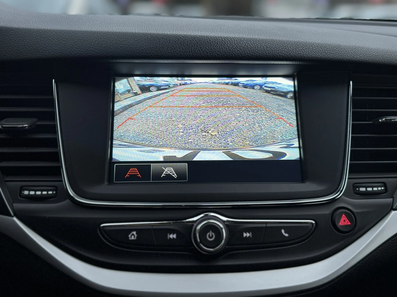 Opel Astra - Zdjęcie 28