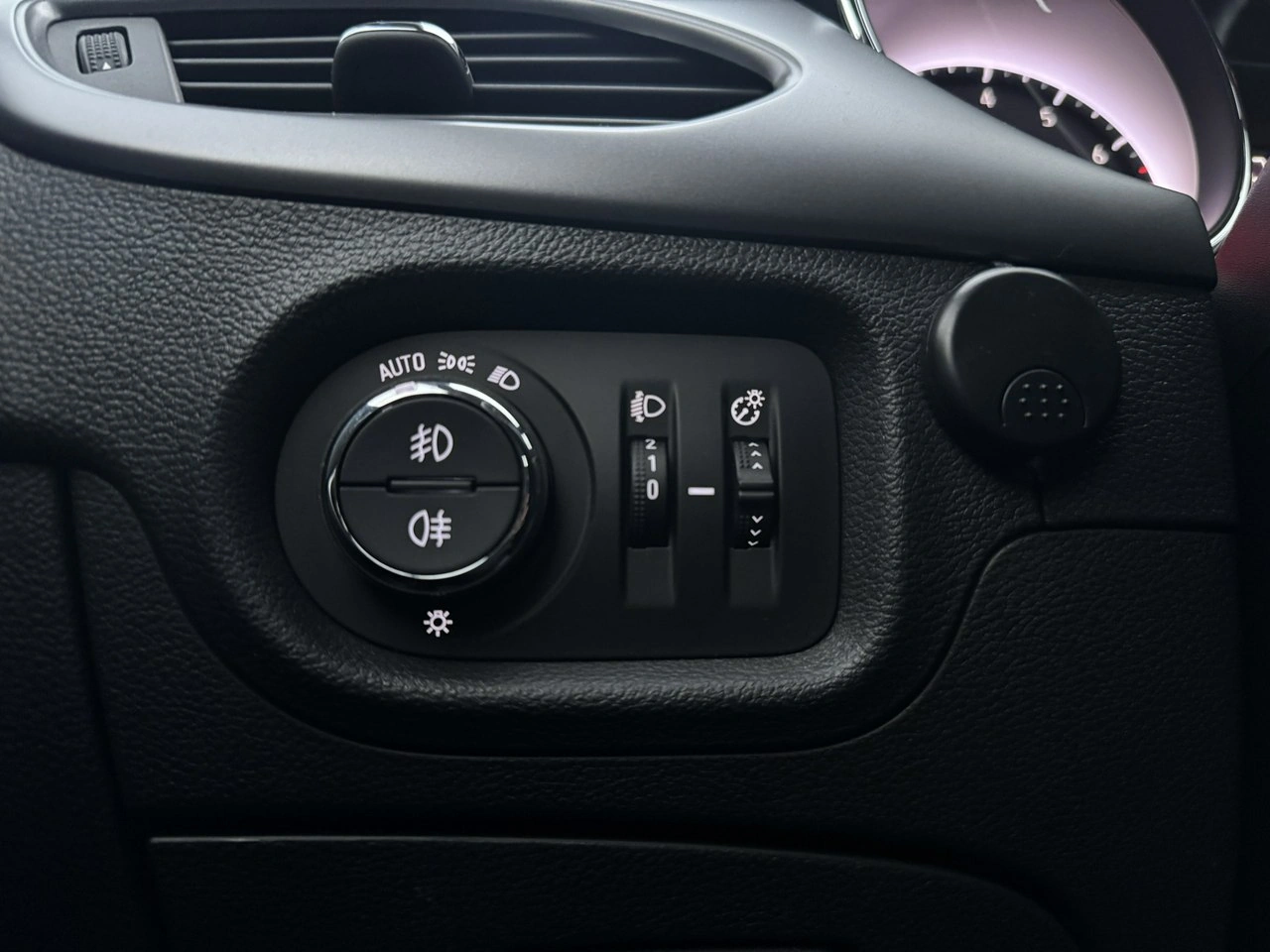 Opel Astra - Zdjęcie 30