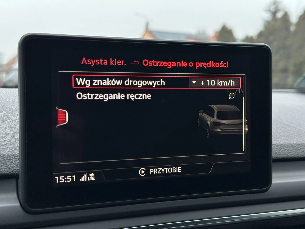 Audi A4 - Zdjęcie 33