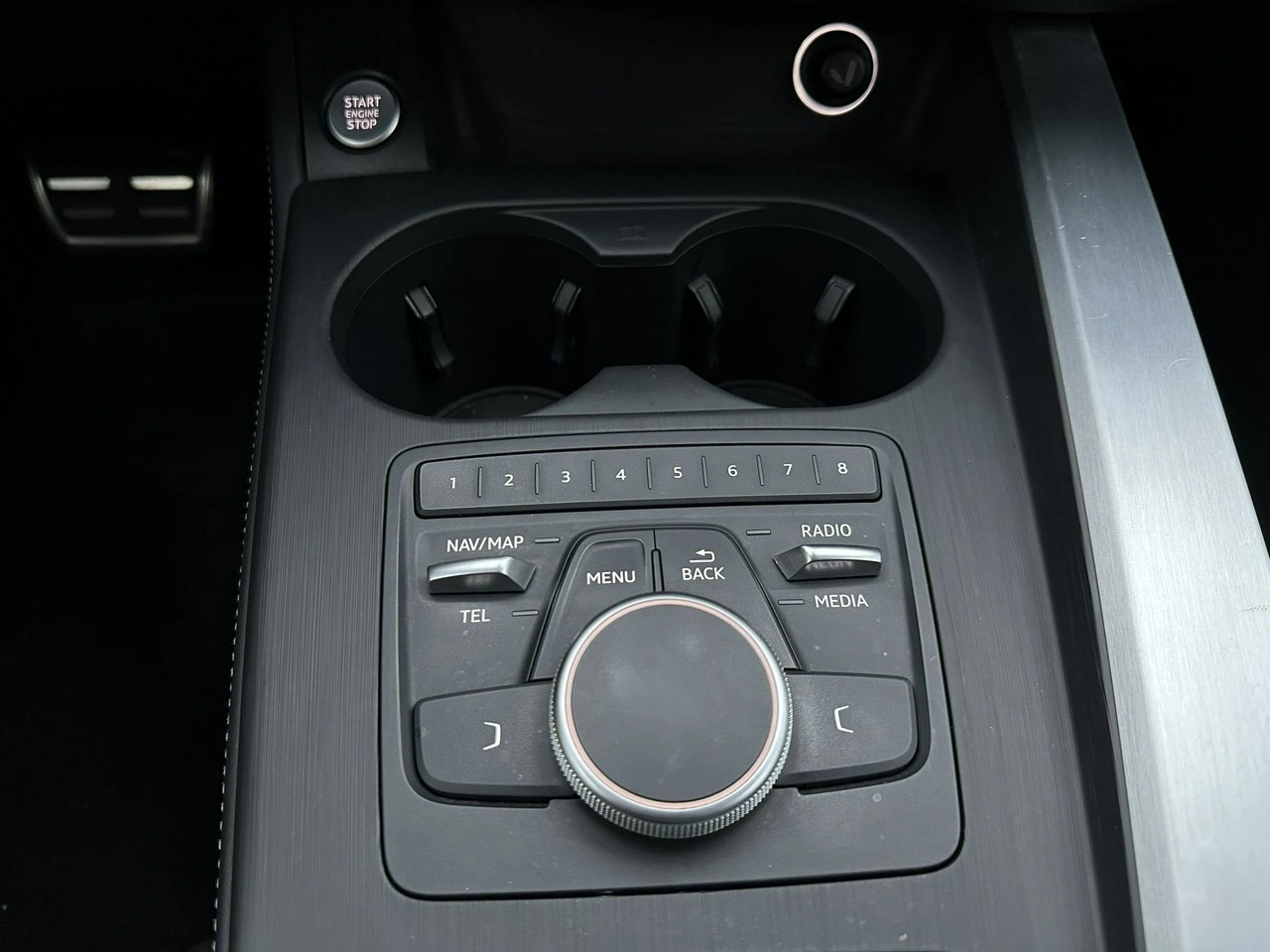 Audi A4 - Zdjęcie 41