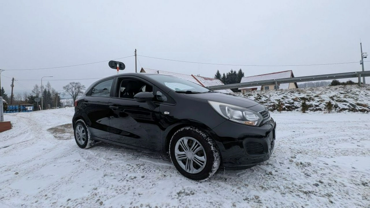 Kia Rio - Zdjęcie 2