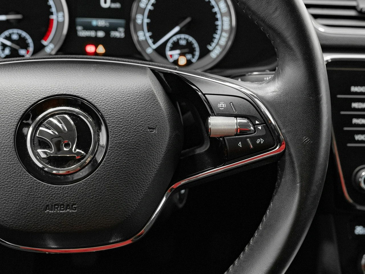 Skoda Superb - Zdjęcie 14