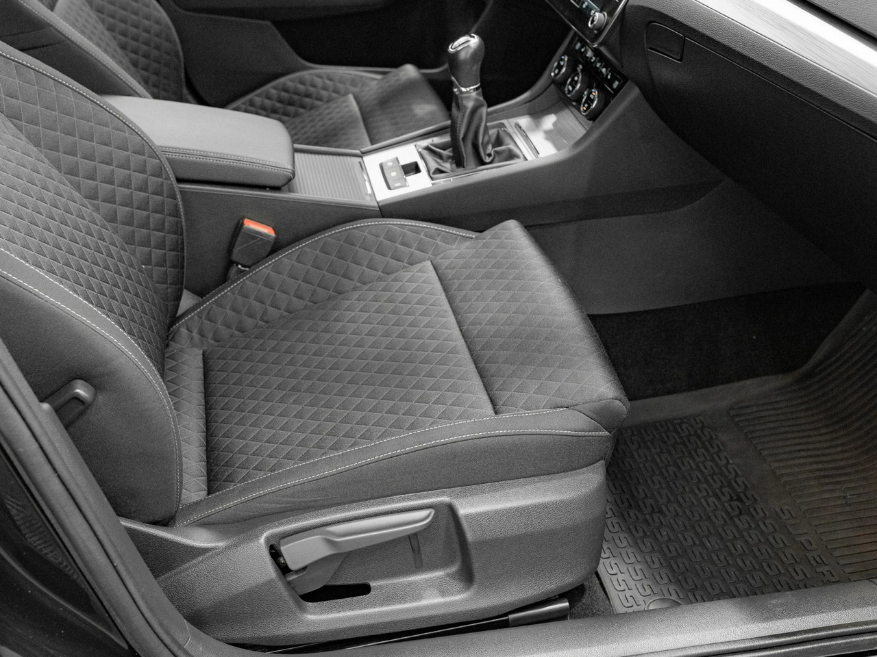 Skoda Superb - Zdjęcie 27