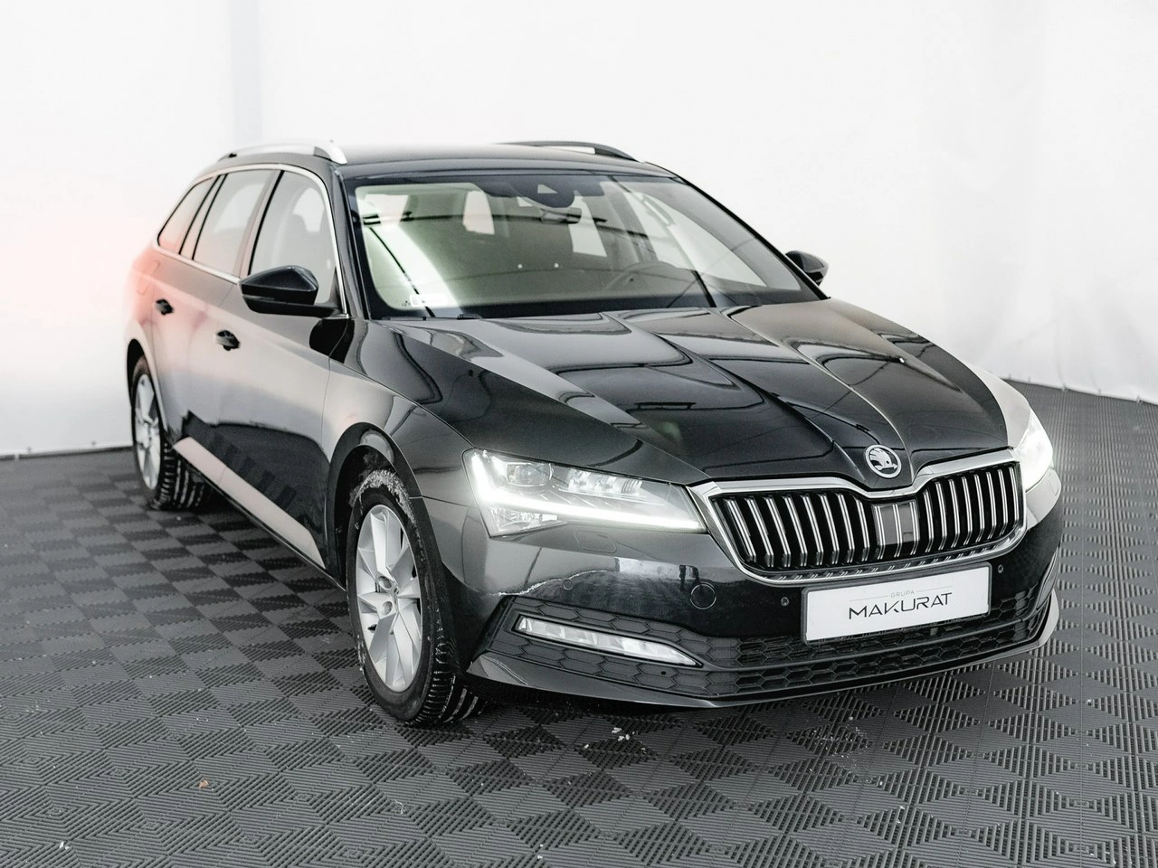 Skoda Superb - Zdjęcie 2
