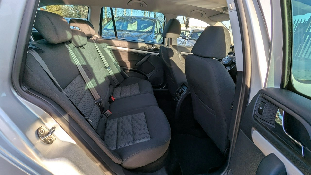 Skoda Octavia - Zdjęcie 13