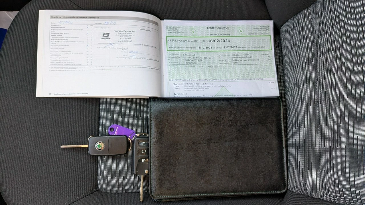 Skoda Octavia - Zdjęcie 18