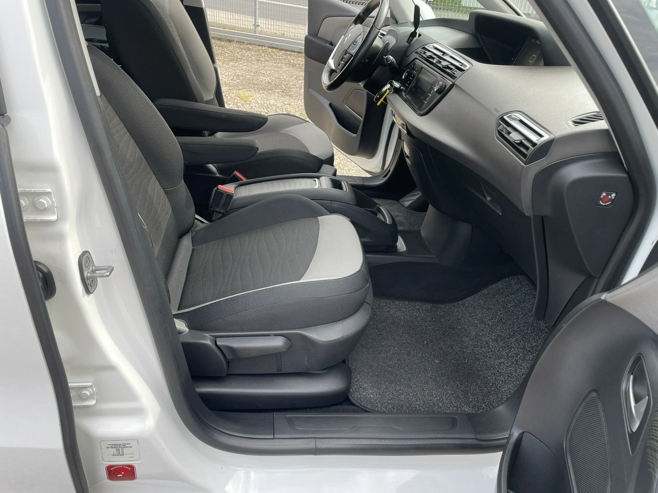 Citroën C4 Grand Picasso - Zdjęcie 9