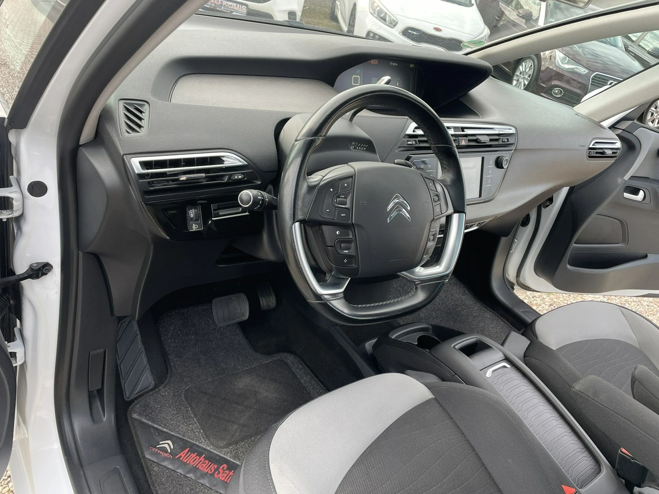 Citroën C4 Grand Picasso - Zdjęcie 22