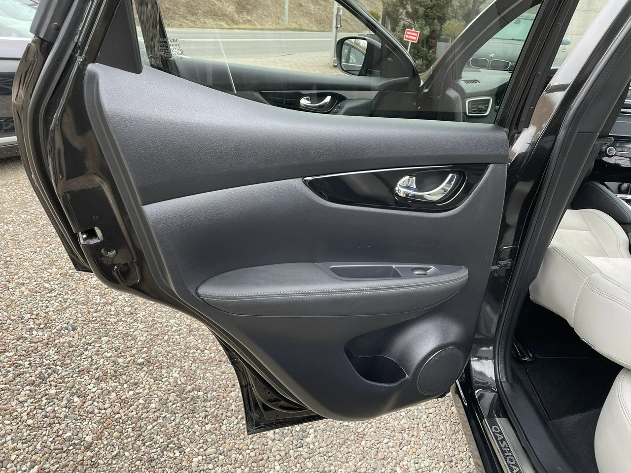 Nissan Qashqai - Zdjęcie 22