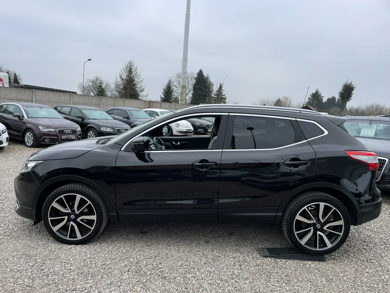 Nissan Qashqai - Zdjęcie 29