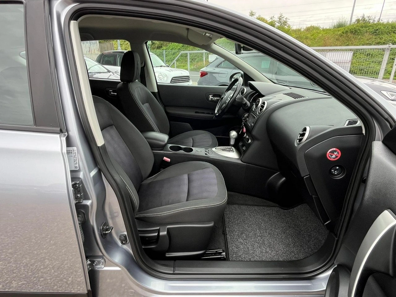 Nissan Qashqai - Zdjęcie 9