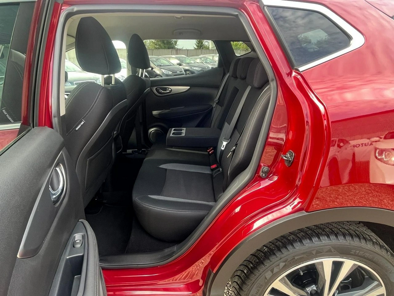 Nissan Qashqai - Zdjęcie 22