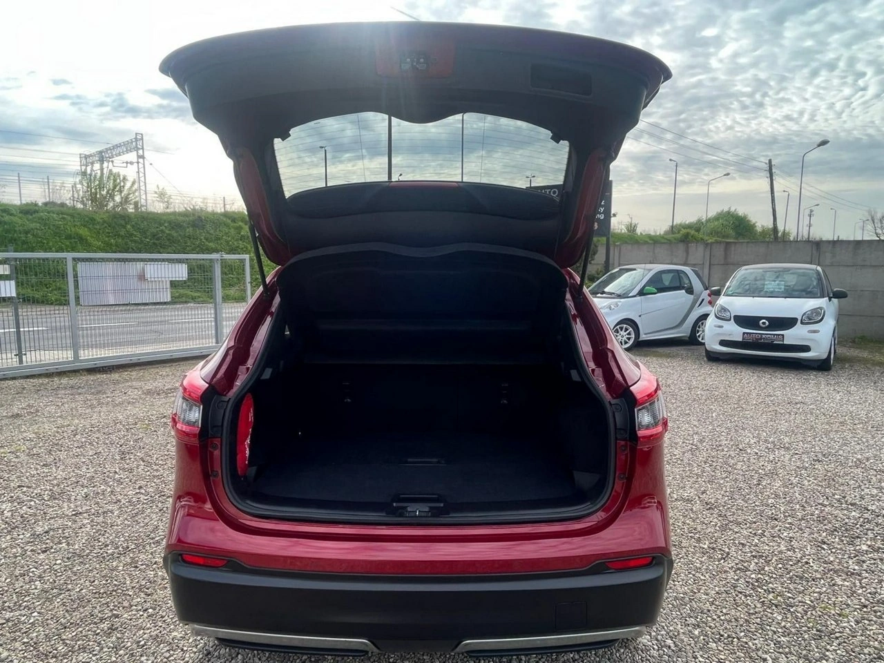 Nissan Qashqai - Zdjęcie 25