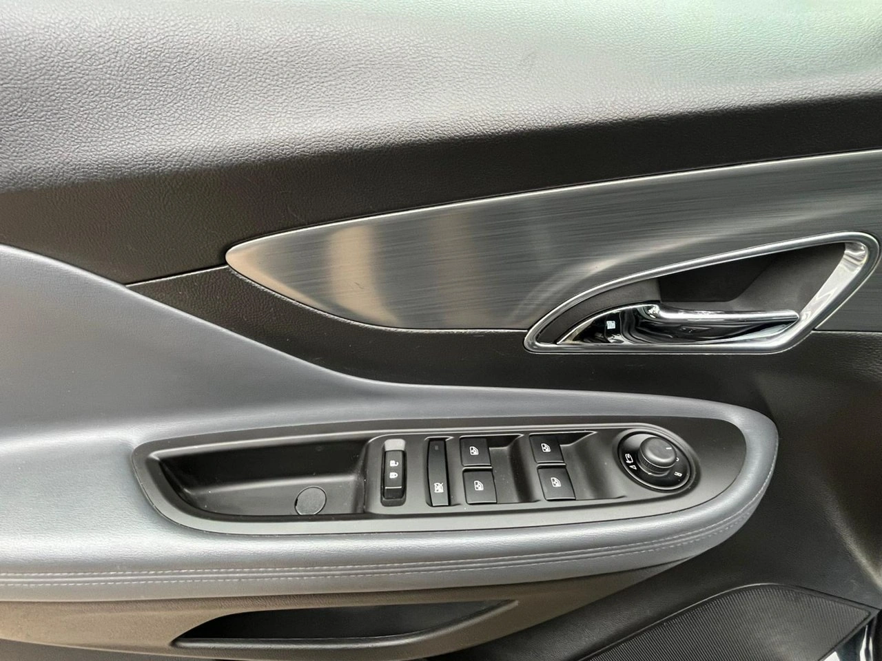 Opel Mokka - Zdjęcie 10