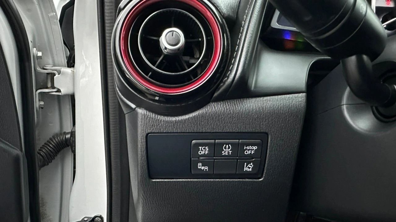 Mazda CX-3 - Zdjęcie 27