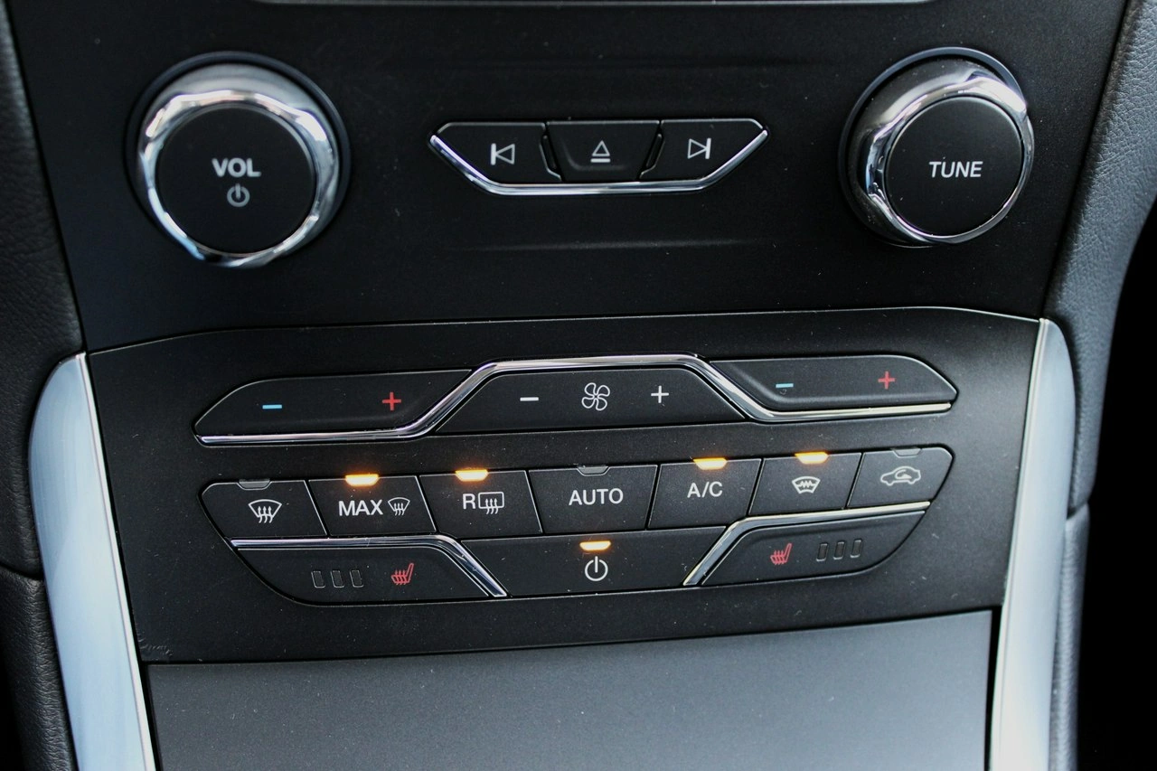 Ford S-Max - Zdjęcie 19