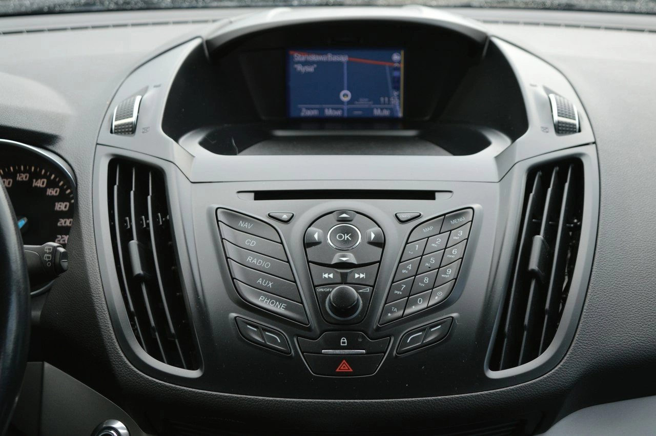 Ford Kuga - Zdjęcie 22