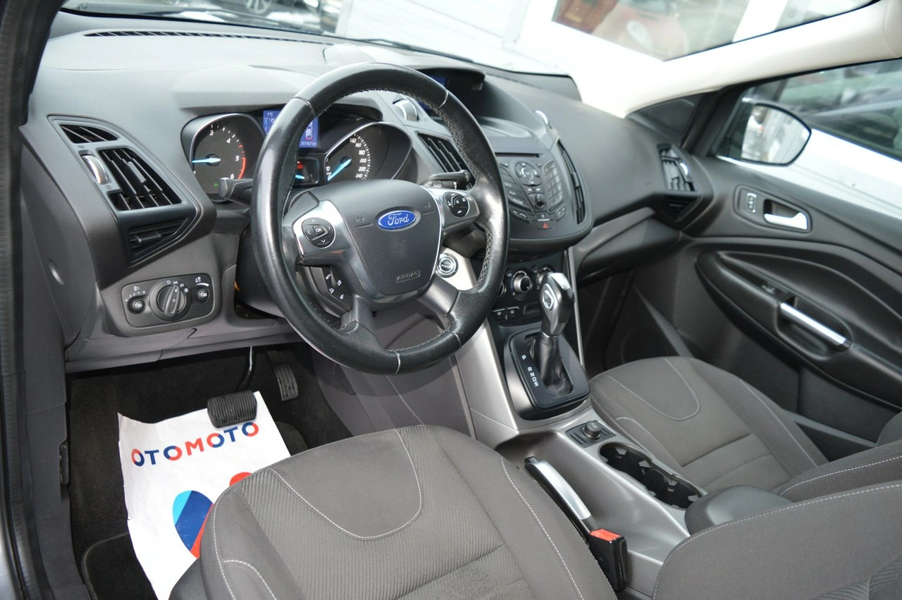 Ford Kuga - Zdjęcie 18