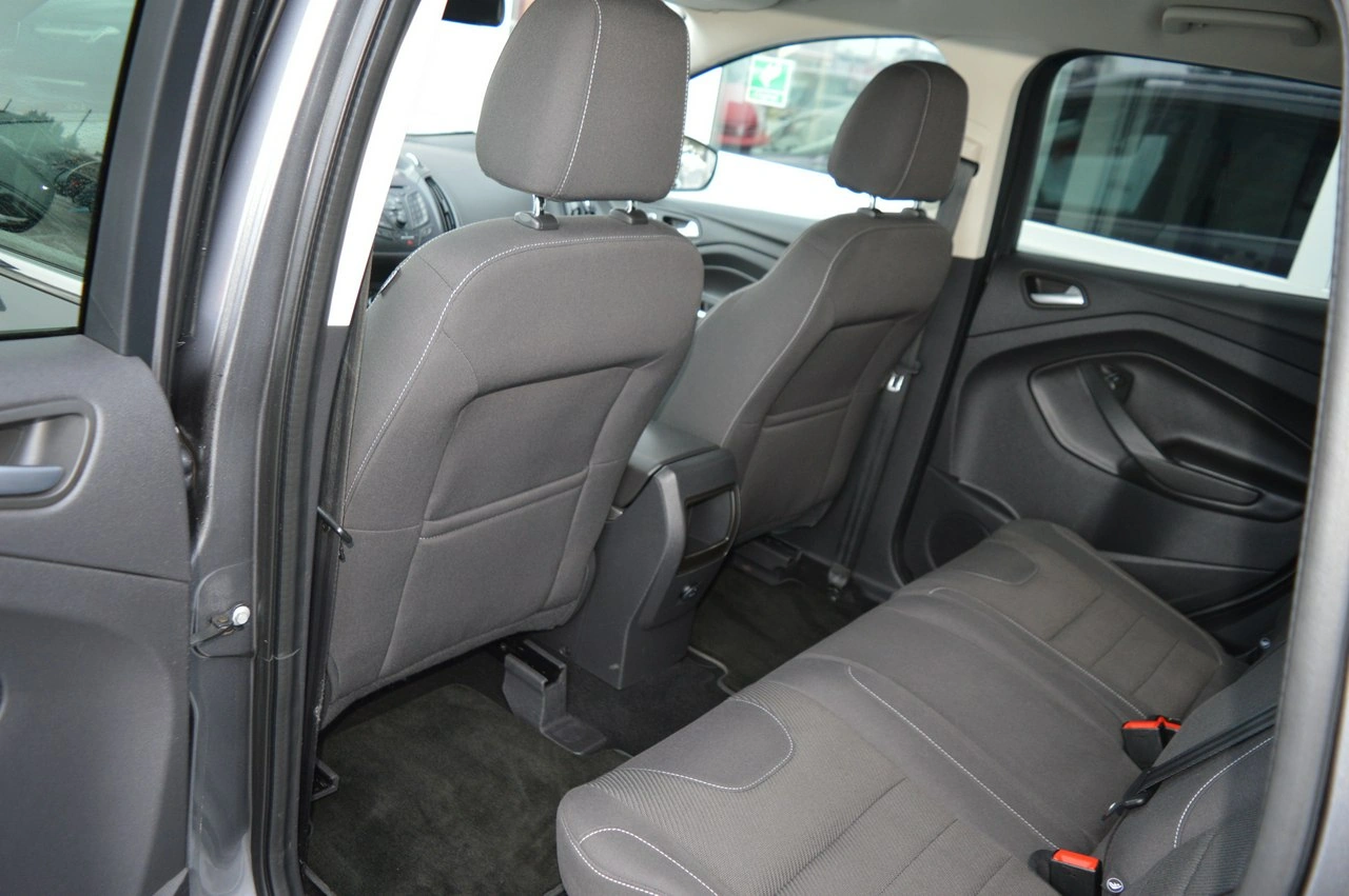 Ford Kuga - Zdjęcie 32